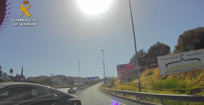 La Guardia Civil intercepta a un kamikaze circulando en sentido contrario por el carril de incorporación a la A-49