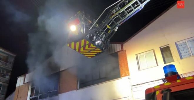 Fallecen dos personas en un incendio en una nave industrial de Torrejón de Ardoz