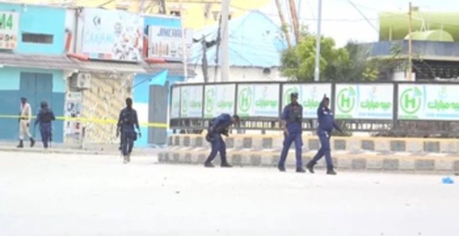 Suben a 14 los muertos en el ataque de Al Shabab a un hotel de Mogadiscio