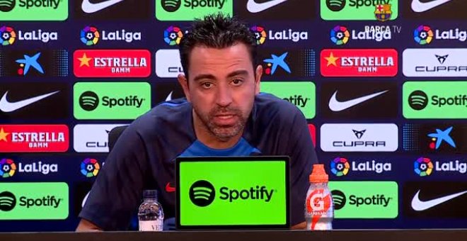 Xavi saca "la bandera de la humildad" para rebajar la euforia de la afición