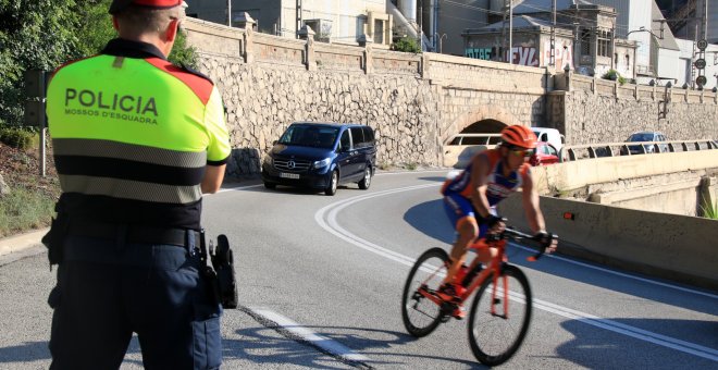 Controls simultanis a les carreteres amb més presència de ciclistes per "incrementar la sensació de seguretat"