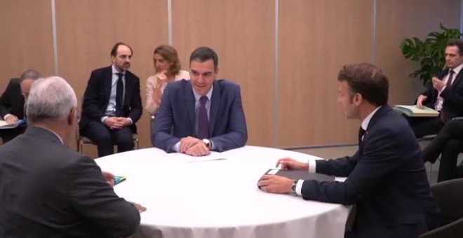 Sánchez, Costa y Macron acuerdan la creación de una tubería submarina para hidrógeno verde y gas de unos 360 kilómetros entre Barcelona y Marsella