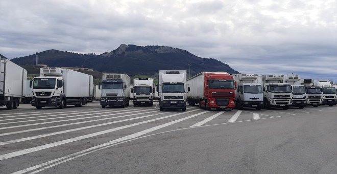 Los transportistas anunciarán este lunes si vuelven a convocar huelga en el sector