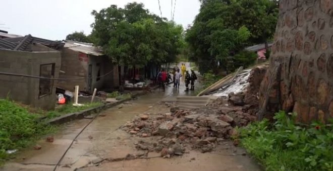 Las intensas lluvias provocan corrimientos de tierra en el norte de Colombia