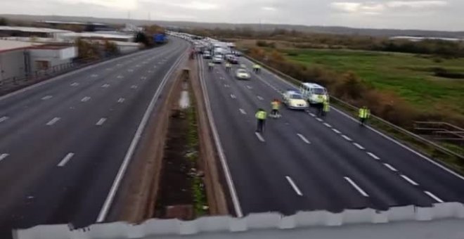 Los activistas climáticos de Stop Oil cortan por segunda vez la carretera más transitada de Londres