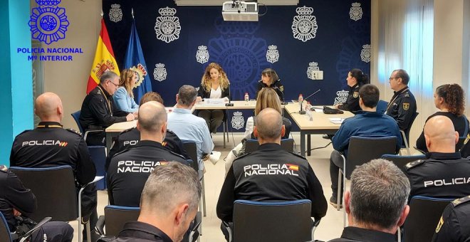 Policías de Cantabria se forman en la lucha contra los delitos de odio