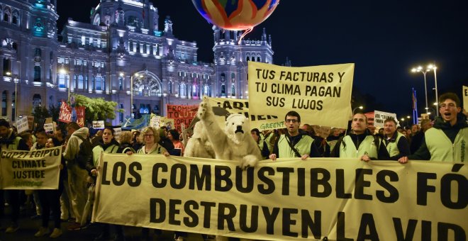 Miles de personas salen a la calle para clamar justicia climática en España