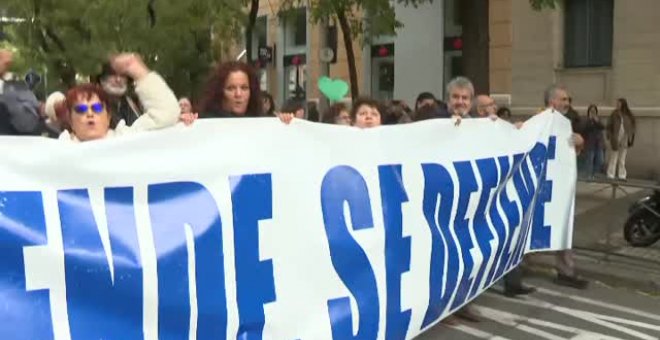 Multitudinaria marcha en Madrid contra el plan del gobierno regional de la Sanidad Pública