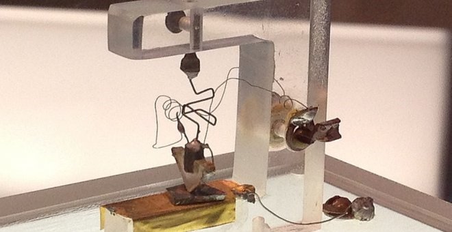 Un poco de ciencia, por favor - 75 años del transistor, la invención más importante del siglo XX (3). Comienza el "mes mágico"