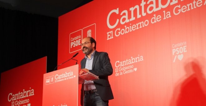 Urraca cancela una Comisión de Medio Ambiente "por enfermedad" pero acude al acto del PSOE con la ministra Montero