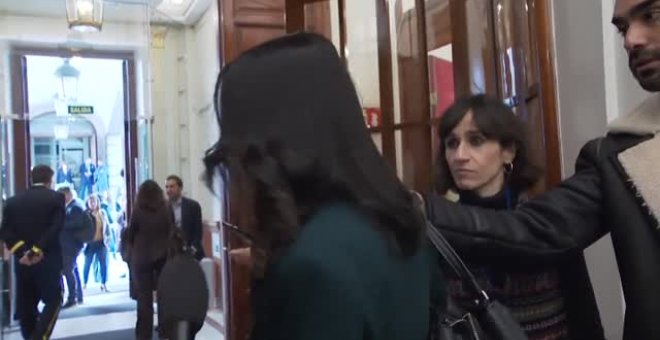 La polémica tras las declaraciones de Irene Montero continúa en los pasillos