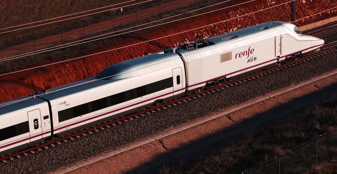 Renfe advierte a los usuarios de 5.400 bonos gratuitos de su uso irregular en Cantabria