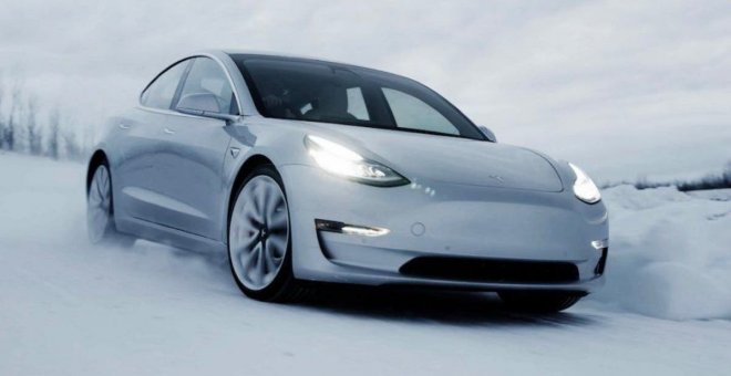 Los coches eléctricos pierden autonomía en invierno: estos son los modelos que más bajan