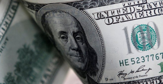 La tramoya - La cotización del dólar puede provocar crisis de deuda en cadena