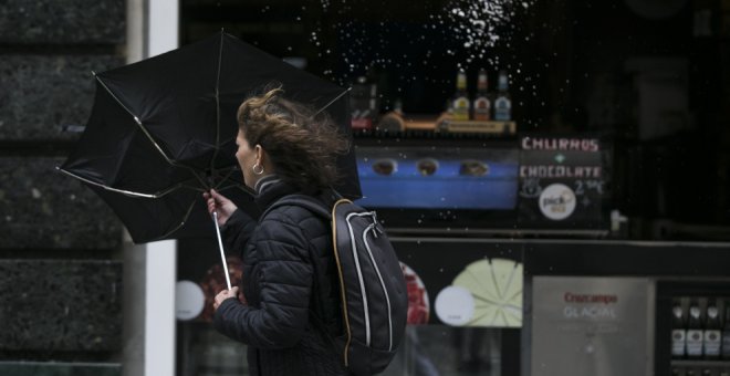 El 112 ha atendido 72 incidencias por el viento hasta el mediodía