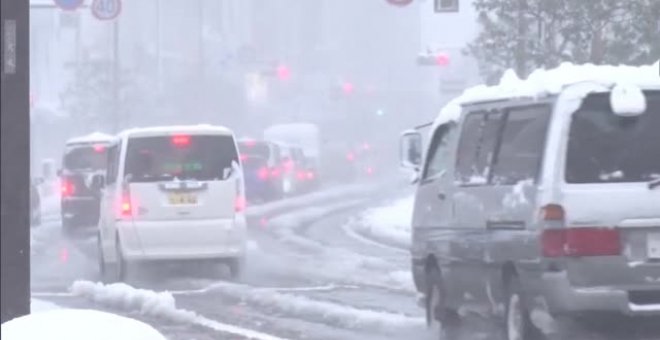 Al menos 8 personas mueren tras las fuertes nevadas en Japón