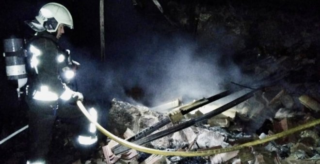 Un incendio calcina una vivienda familiar en Valderredible