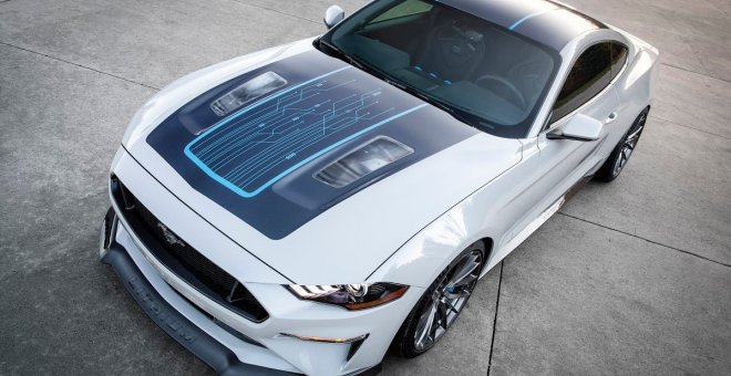 Adiós V8, hola baterías: el primer Ford Mustang eléctrico ya tiene fecha de llegada