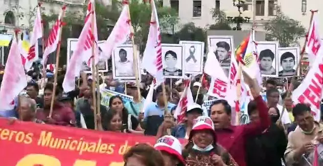 En Perú los manifestantes vuelven a las calles después de los días festivos