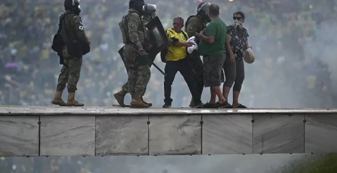 Identifican a militares retirados entre los asaltantes a las instituciones de Brasil