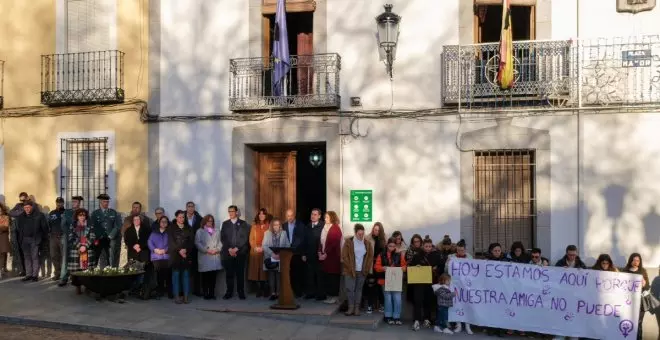 Cientos de personas se concentran en Piedrabuena para recordar a Belén y condenar la violencia machista