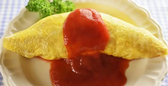 Pato confinado - Receta de omurice: una tortilla japonesa sobre arroz salteado