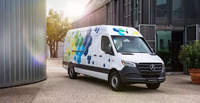 Llega la Mercedes eSprinter: una furgoneta eléctrica de 'gran autonomía' y tamaño