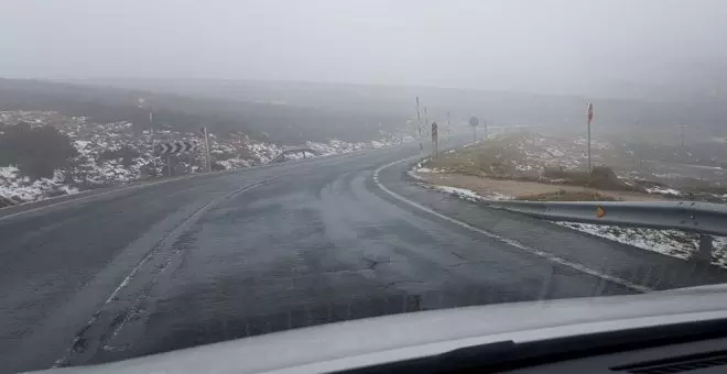 Estacas de Trueba y Lunada siguen cerrados por la nieve y se requiere cadenas en la CA-280