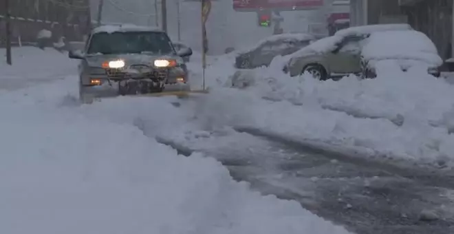 El frío y la nieve recorren EEUU de este a oeste