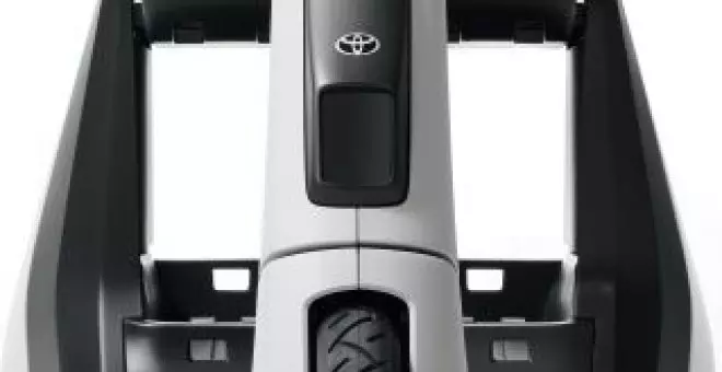 Toyota acaba de presentar un lento y peculiar 'patinete' eléctrico que tiene mucho sentido