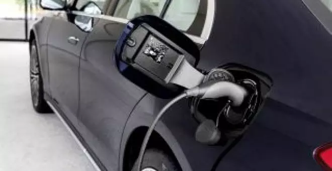 Mercedes da la espalda a los combustibles sintéticos: "los eléctricos son técnicamente superiores"