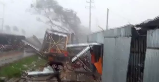 El ciclón 'Mocha' arrasa las costas de Bangladés y Birmania con vientos de más de 200 km por hora