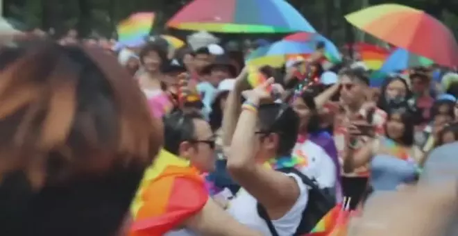 Decenas de miles de personas participan en la Marcha del Orgullo de Ciudad de México