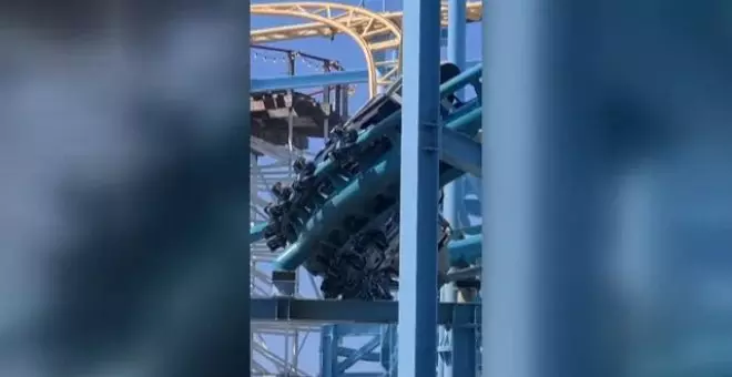 Muere una persona al descarrilar una montaña rusa en un parque de atracciones de Estocolmo