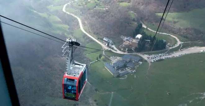 El Teleférico de Fuente Dé retoma su actividad tras tres semanas cerrado por una avería