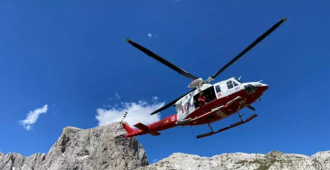 El helicóptero rescata a un inglés de 22 años deshidratado y desorientado en Picos de Europa