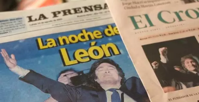 El peso argentino se desploma tras la primera victoria electoral de Javier Milei