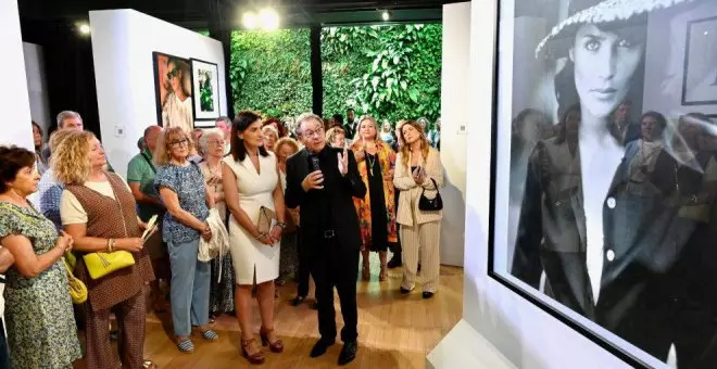 Últimos días para visitar la exposición del modisto Roberto Verino en Tabacalera