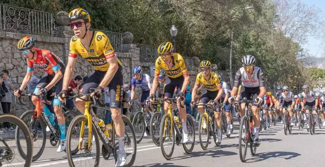 Talls de trànsit i afectacions de mobilitat "sense precedents" a Barcelona per La Vuelta