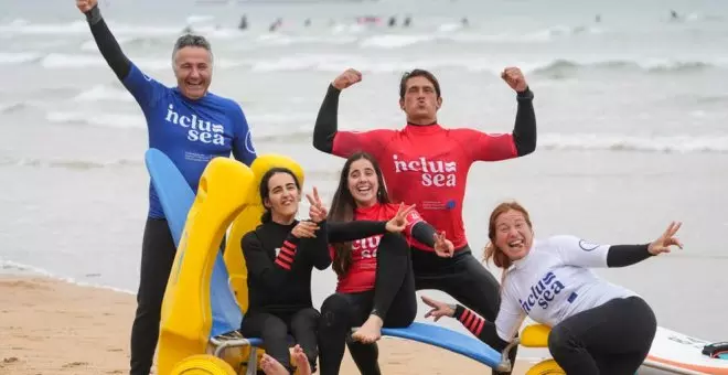 Arranca el 'Bluesurfest', que combina el surf adaptado y la cultura oceánica