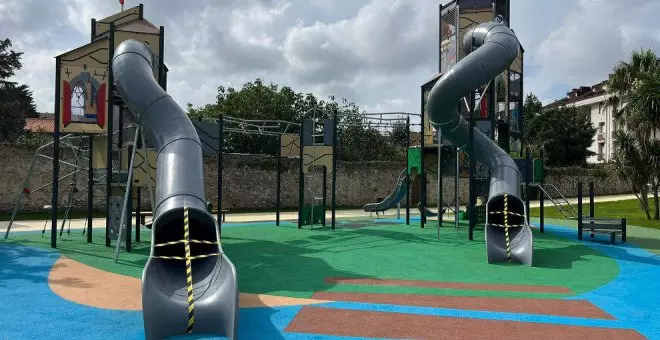 Cierran los toboganes del nuevo parque de Noja tras causar roturas de ropa y "rasponazos" en los niños