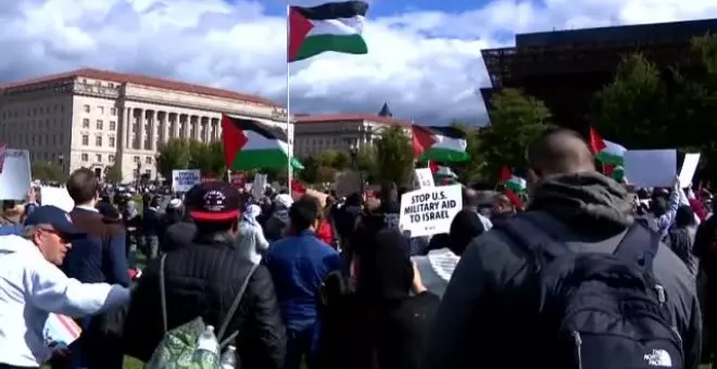 Cientos de personas se manifiestan en Washington para pedir un alto el fuego en Gaza