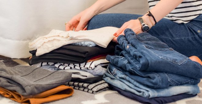 ¿A dónde va la ropa que tiras al contenedor textil?