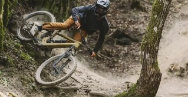 Analizamos la gama completa de una de las bicicletas eléctricas de montaña más ligeras