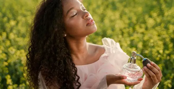 Los perfumes que toda mujer desearía recibir como regalo