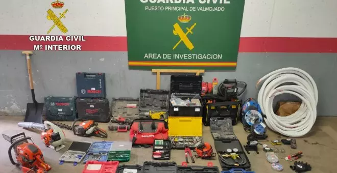 La Guardia Civil detiene a dos personas por más de 25 robos en interior de vehículos en Toledo, Ávila y Madrid