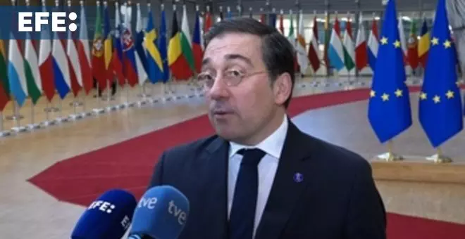 Albares ofrece declaraciones a su llegada al consejo de Exteriores de la UE
