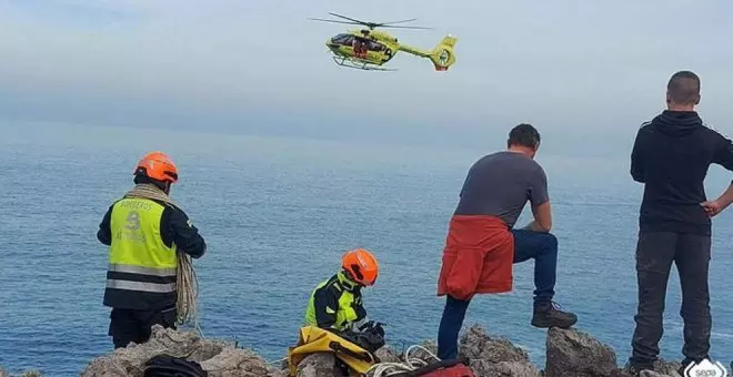 La búsqueda del vecino de Unquera desaparecido en la costa de Llanes se amplía a Cantabria