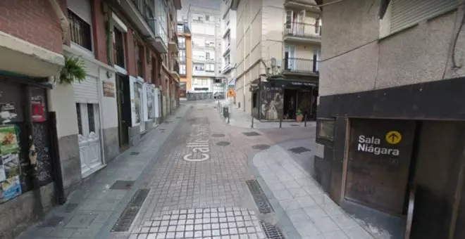 Denunciadas 27 personas en Santander por beber en la calle y un bar por incumplir las normas