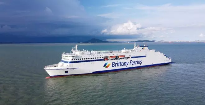 Brittany Ferries busca personal para sus buques esta semana Santander